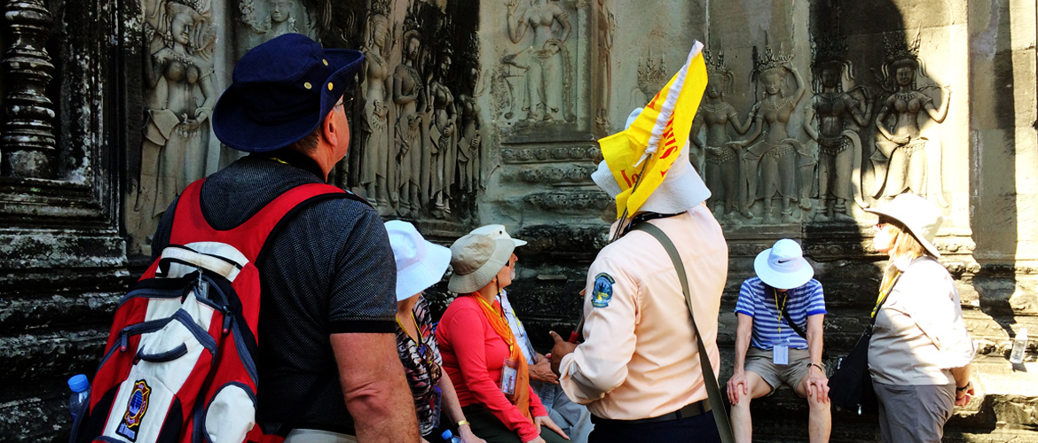 Laurus Travel Guide Service - - Why Laurus Travel’s exceptional guides make all the difference in an age of mass-market tours and AI-generated